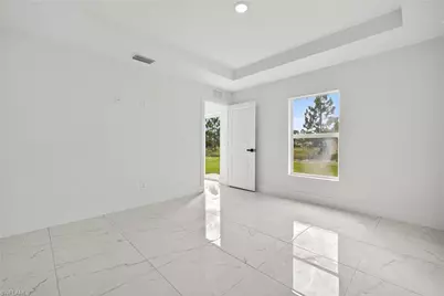 1108 Eauclaire St E, Lehigh Acres, FL 33974 - Photo 13