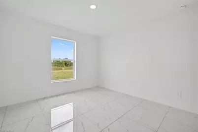 1108 Eauclaire St E, Lehigh Acres, FL 33974 - Photo 17