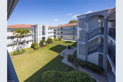 5 High Point Cir W #313, Naples, FL 34103 - Photo 15