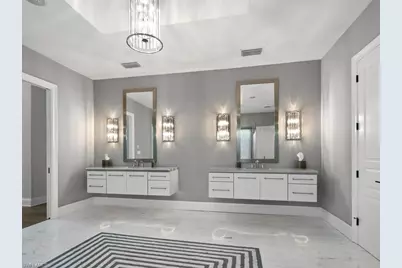 695 Wedge Dr, Naples, FL 34103 - Photo 15