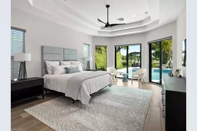 695 Wedge Dr, Naples, FL 34103 - Photo 13