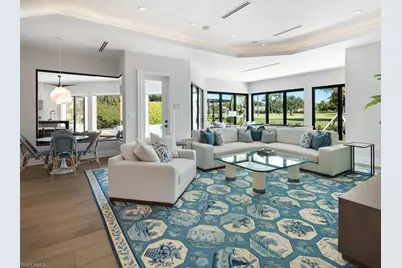 695 Wedge Dr, Naples, FL 34103 - Photo 9