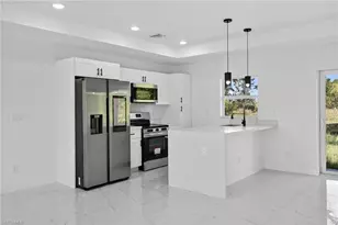 366 Butler Ave S, Lehigh Acres, FL 33974 - Photo 9