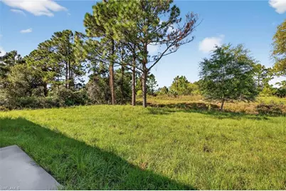 366 Butler Ave S, Lehigh Acres, FL 33974 - Photo 25