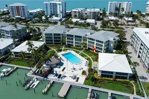 2850 Gulf Shore Blvd N, Naples, FL 34103 - Photo 3