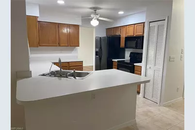 9758 Country Oaks Dr, Fort Myers, FL 33967 - Photo 3