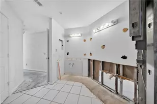 74 Silver Oaks Cir, Naples, FL 34119 - Photo 23