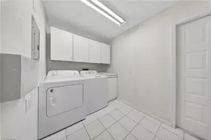 74 Silver Oaks Cir, Naples, FL 34119 - Photo 15