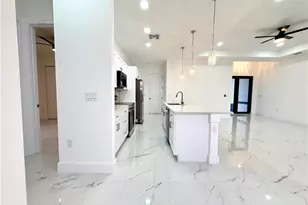 904 Asher St E, Lehigh Acres, FL 33974 - Photo 9