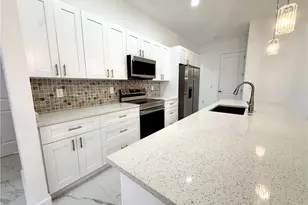 904 Asher St E, Lehigh Acres, FL 33974 - Photo 7