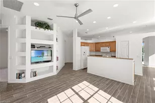 151 Vista Ln, Naples, FL 34119 - Photo 3