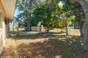 706 Hancock Bridge Pkwy, Cape Coral, FL 33990 - Photo 17