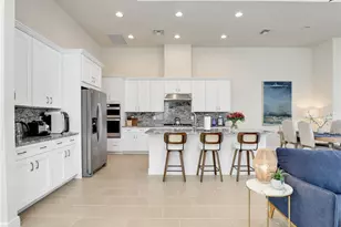 9288 Cayman Dr, Naples, FL 34114 - Photo 5