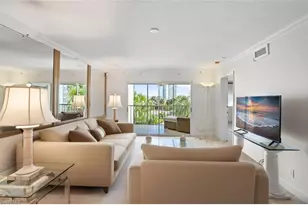 340 Horse Creek Dr, Naples, FL 34110 - Photo 11