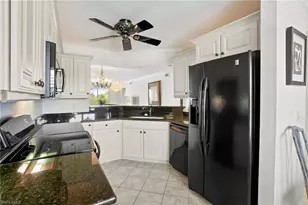 340 Horse Creek Dr, Naples, FL 34110 - Photo 7