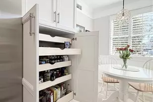 8555 Naples Heritage Dr, Naples, FL 34112 - Photo 5