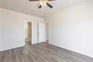 1313 NE 12th Pl, Cape Coral, FL 33909 - Photo 15