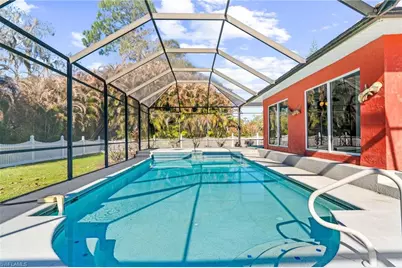 360 16th Ave NW, Naples, FL 34120 - Photo 17