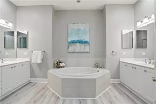 9270 Campanile Cir, Naples, FL 34114 - Photo 21