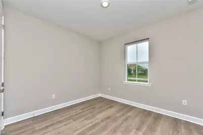 2091 Grove Dr, Naples, FL 34120 - Photo 11