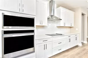 2091 Grove Dr, Naples, FL 34120 - Photo 7