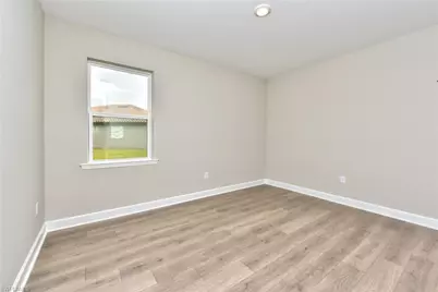 2091 Grove Dr, Naples, FL 34120 - Photo 15