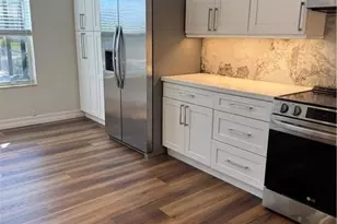 6592 Marbella Ln, Naples, FL 34105 - Photo 7