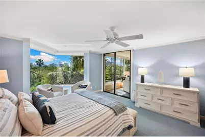 5555 Heron Point Dr #302, Naples, FL 34108 - Photo 17