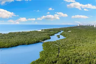 5555 Heron Point Dr, Naples, FL 34108 - Photo 29