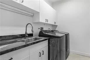 14988 Bonaire Cir, Fort Myers, FL 33908 - Photo 15