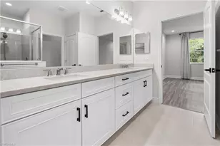 6947 Avalon Cir, Naples, FL 34112 - Photo 9