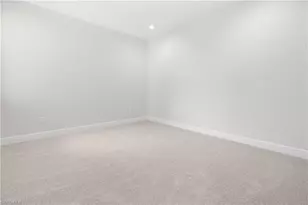 6947 Avalon Cir, Naples, FL 34112 - Photo 11