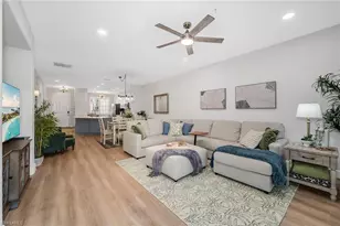 4843 Hampshire Ct, Naples, FL 34112 - Photo 5