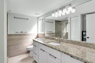 7749 Jewel Ln, Naples, FL 34109 - Photo 11