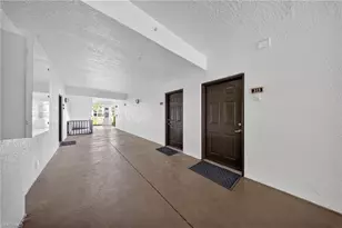 7925 Preserve Cir, Naples, FL 34119 - Photo 5