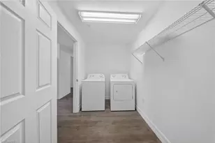 7925 Preserve Cir, Naples, FL 34119 - Photo 21