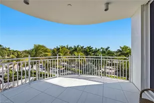 13665 Vanderbilt Dr, Naples, FL 34110 - Photo 27