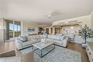 13665 Vanderbilt Dr, Naples, FL 34110 - Photo 5