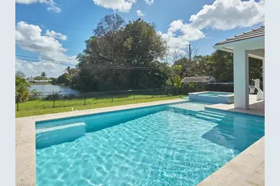 1448 10th St N, Naples, FL 34102 - Photo 17