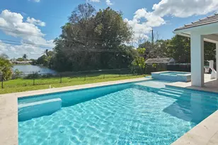 1448 10th St N, Naples, FL 34102 - Photo 17