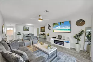 1599 Trafalgar Ln, Naples, FL 34116 - Photo 3