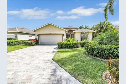 586 Crossfield Cir, Naples, FL 34104 - Photo 1