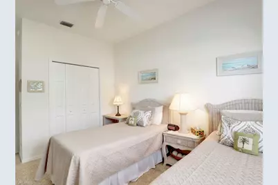 586 Crossfield Cir, Naples, FL 34104 - Photo 31