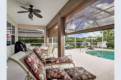 586 Crossfield Cir, Naples, FL 34104 - Photo 25