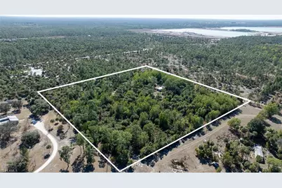 630 Pioneer Trl, Naples, FL 34117 - Photo 3