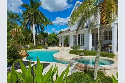 2750 Treasure Ln, Naples, FL 34102 - Photo 27