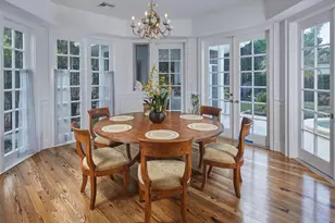 2750 Treasure Ln, Naples, FL 34102 - Photo 11