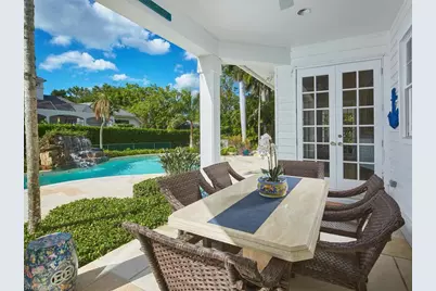 2750 Treasure Ln, Naples, FL 34102 - Photo 25