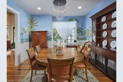 2750 Treasure Ln, Naples, FL 34102 - Photo 7