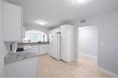 534 Augusta Blvd #E104, Naples, FL 34113 - Photo 7